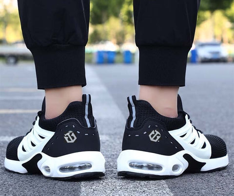 Lightweight and Flexible Safety Shoes for Women