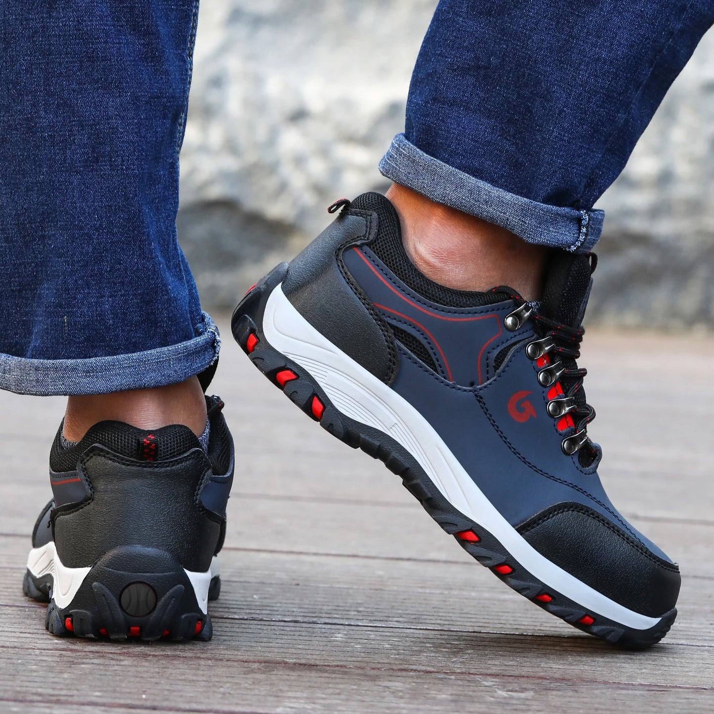 Professional Safety Shoes – Maximum Grip & Durability with Toe Protection