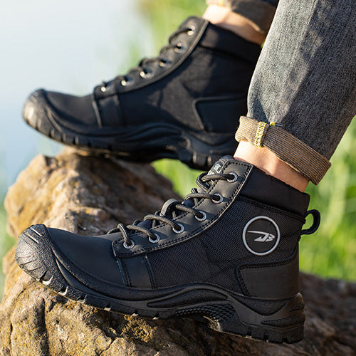 Black Safety Boots - Men and Women - Comfortable and Lightweight